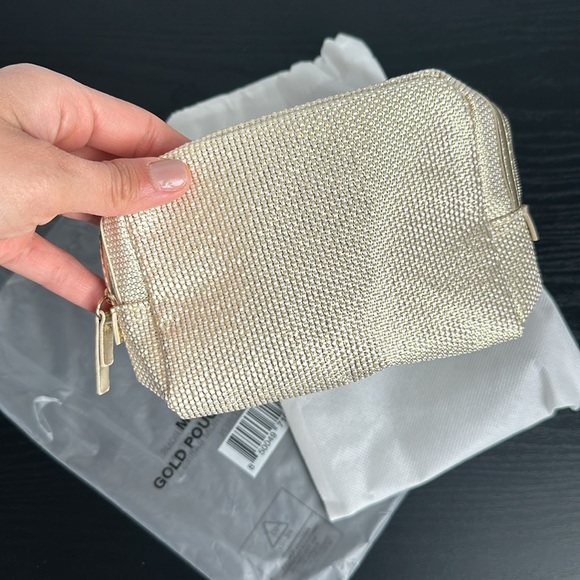 Michael Kors Pouch - Picture 6 of 6